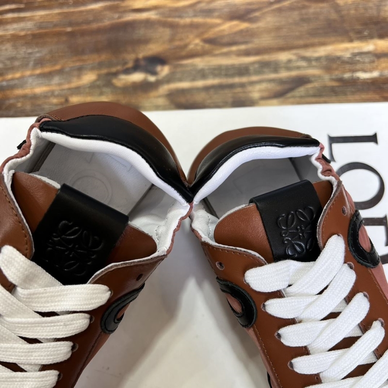 Loewe Sneakers